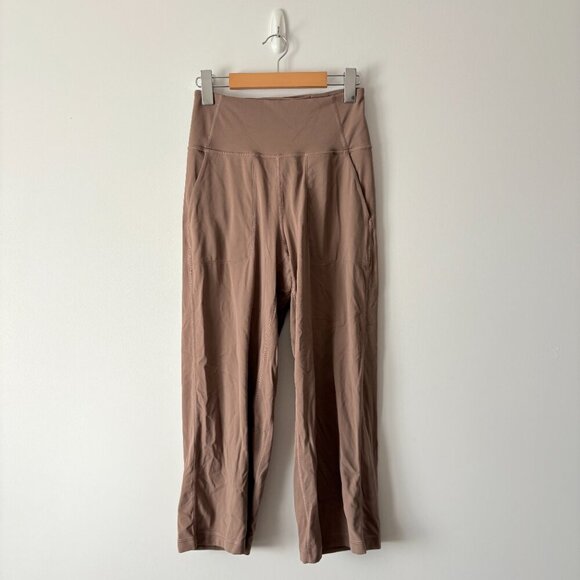 Lululemon Align Wide Leg Super-High-Rise Crop *23" Cacao Size 6 - Picture 5 of 9
